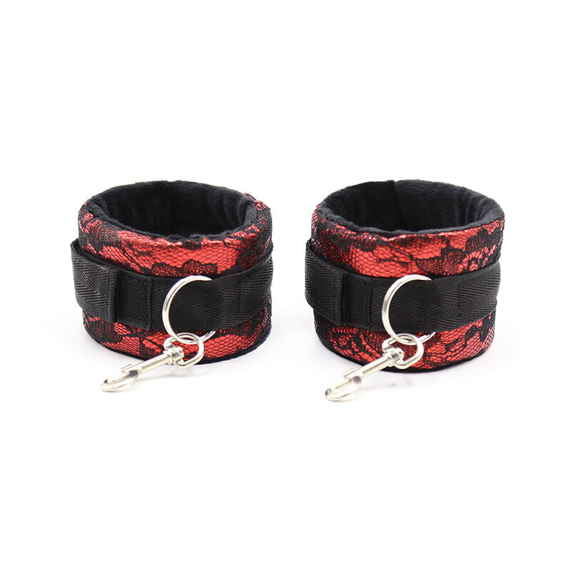 OHMAMA FETISH - VELVET HANDCUFFS WITH NYLON STRAP