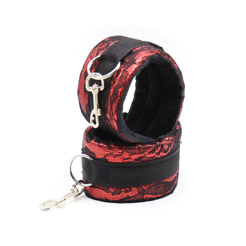 OHMAMA FETISH - VELVET HANDCUFFS WITH NYLON STRAP