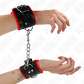 Kink - Pelzgefãœtterte Handgelenkfesseln Mit Quadratischen Lã–Chern, Roter Und Schwarzer Gãœrtel, Verstellbar 17-29 Cm X 6 Cm