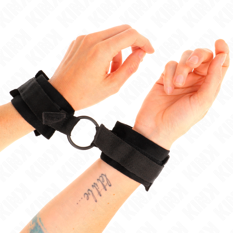 Kink - Beginner Pelz Handmanschetten 25 Cm Mit O-Ring 4 Cm Schwarz Verstellbar 15-25 Cm