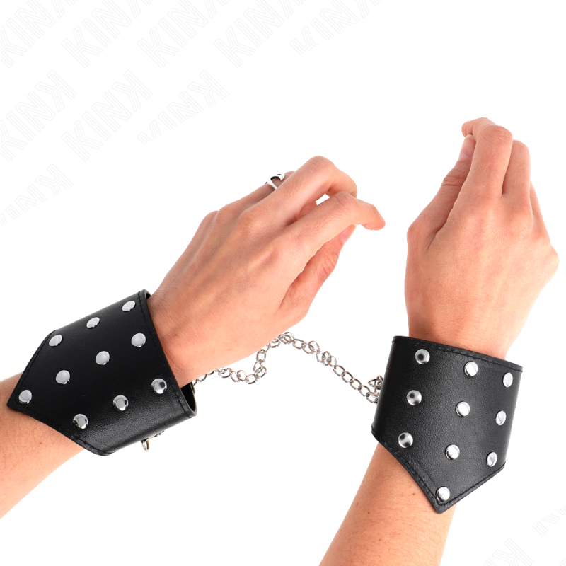 Kink - Schwarze Armbã„Nder Im Point-Stil Mit Kette, Verstellbar 17-23 Cm X 8,5 Cm