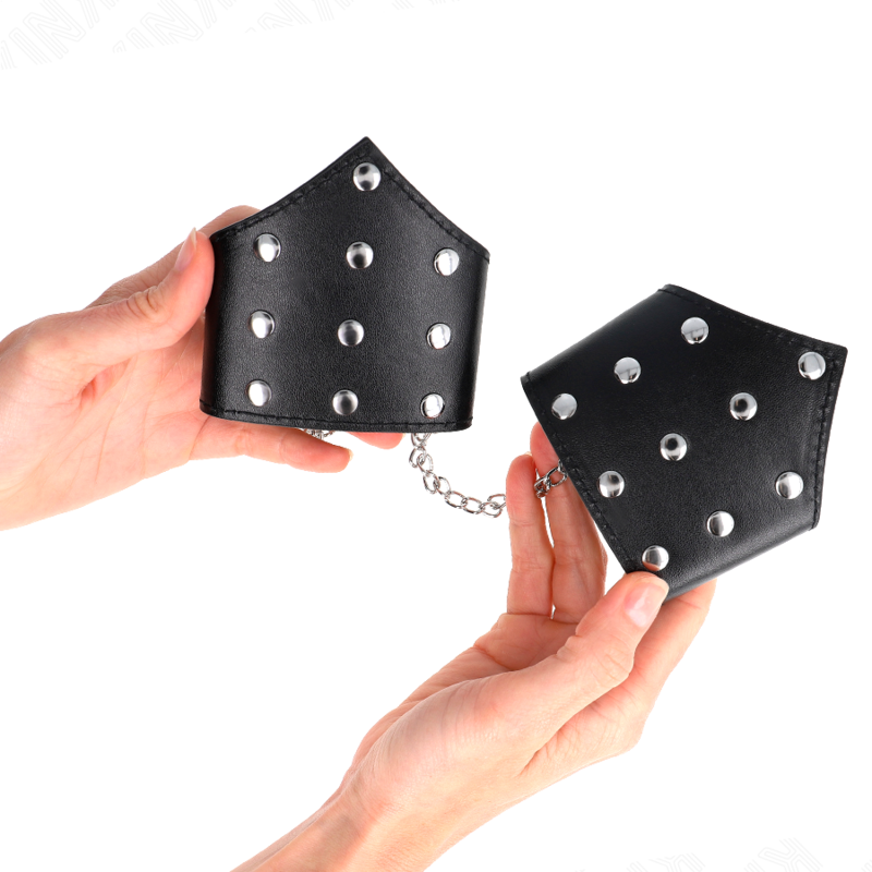 Kink - Schwarze Armbã„Nder Im Point-Stil Mit Kette, Verstellbar 17-23 Cm X 8,5 Cm
