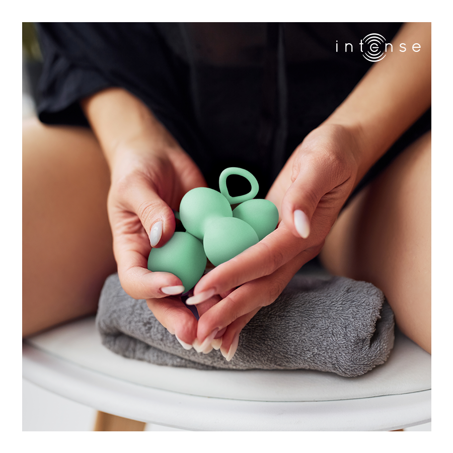 Intense - Charli Kegel Ball Kit Hellgrãœn